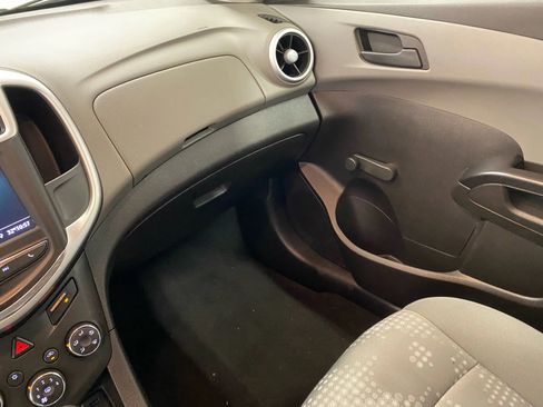 Used 2020 Chevrolet Sonic LT image 11
