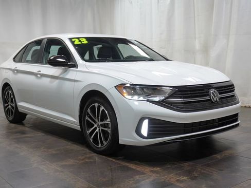 Used 2023 Volkswagen Jetta Sport FWD image 1