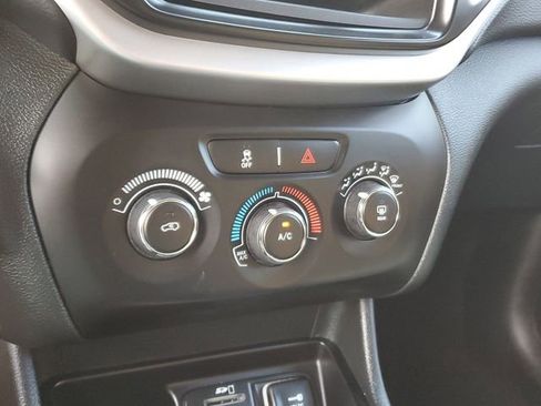 Used 2016 Jeep Cherokee Sport w/ Trailer Tow Group FWD image 23