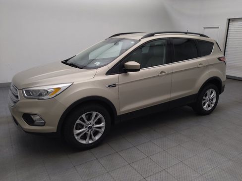 Used 2018 Ford Escape SEL AWD/4WD image 2