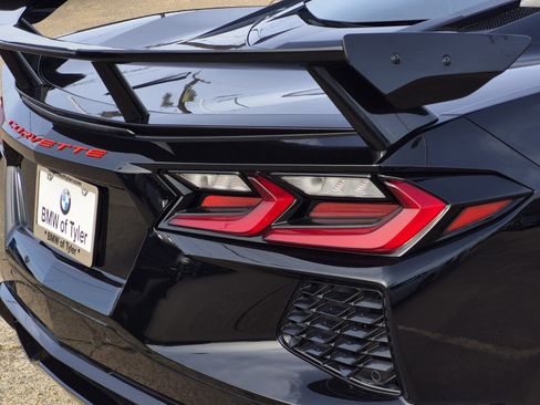 Used 2023 Chevrolet Corvette Stingray Preferred Cpe w/ 2LT image 39