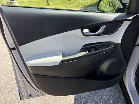 Used 2023 Hyundai Kona SEL w/ Convenience Package AWD/4WD image 23