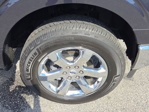 Used 2021 Ford F150 Lariat w/ Max Trailer Tow Package AWD/4WD image 15