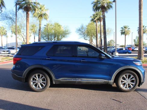 Used 2020 Ford Explorer Limited RWD image 31