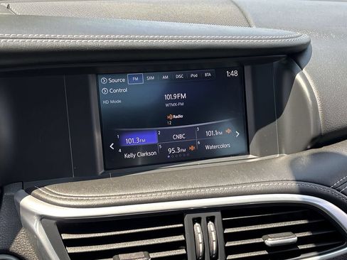Certified 2018 INFINITI QX30 Sport w/ Sport Leather Package FWD image 12