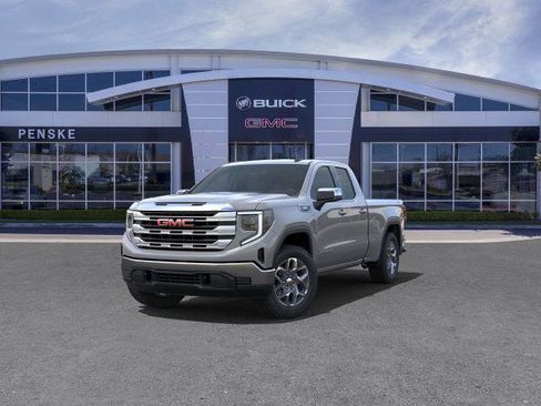 Used 2025 GMC Sierra 1500 SLE image 32