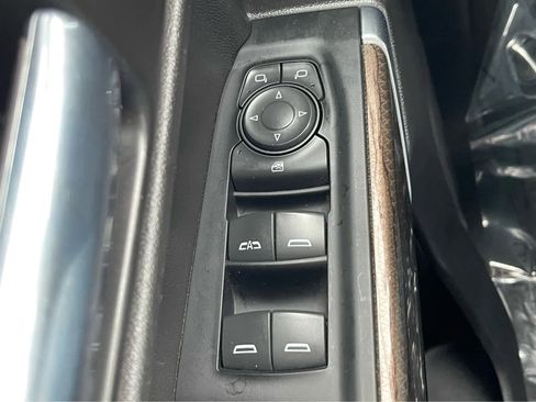 Used 2021 Chevrolet Silverado 1500 LT image 19