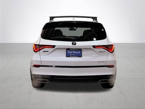 Used 2024 Acura MDX A-Spec image 11