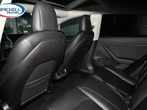 Used 2023 Tesla Model 3 Standard Range RWD image 18