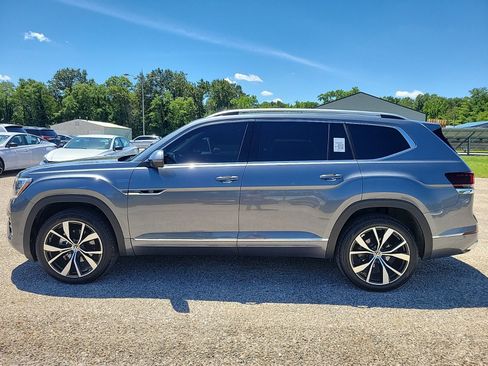 Used 2024 Volkswagen Atlas SEL Premium R-Line AWD/4WD image 6