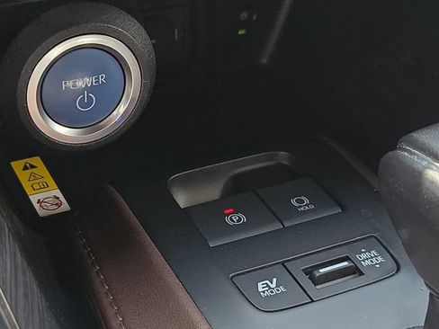 Used 2021 Toyota Venza Limited w/ Advanced Technology Package AWD/4WD image 24