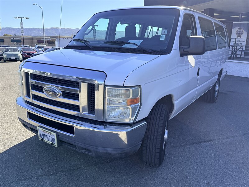 Used 2012 Ford E-350 and Econoline 350 XLT RWD image 3