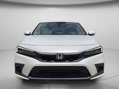 Used 2023 Honda Civic LX image 4