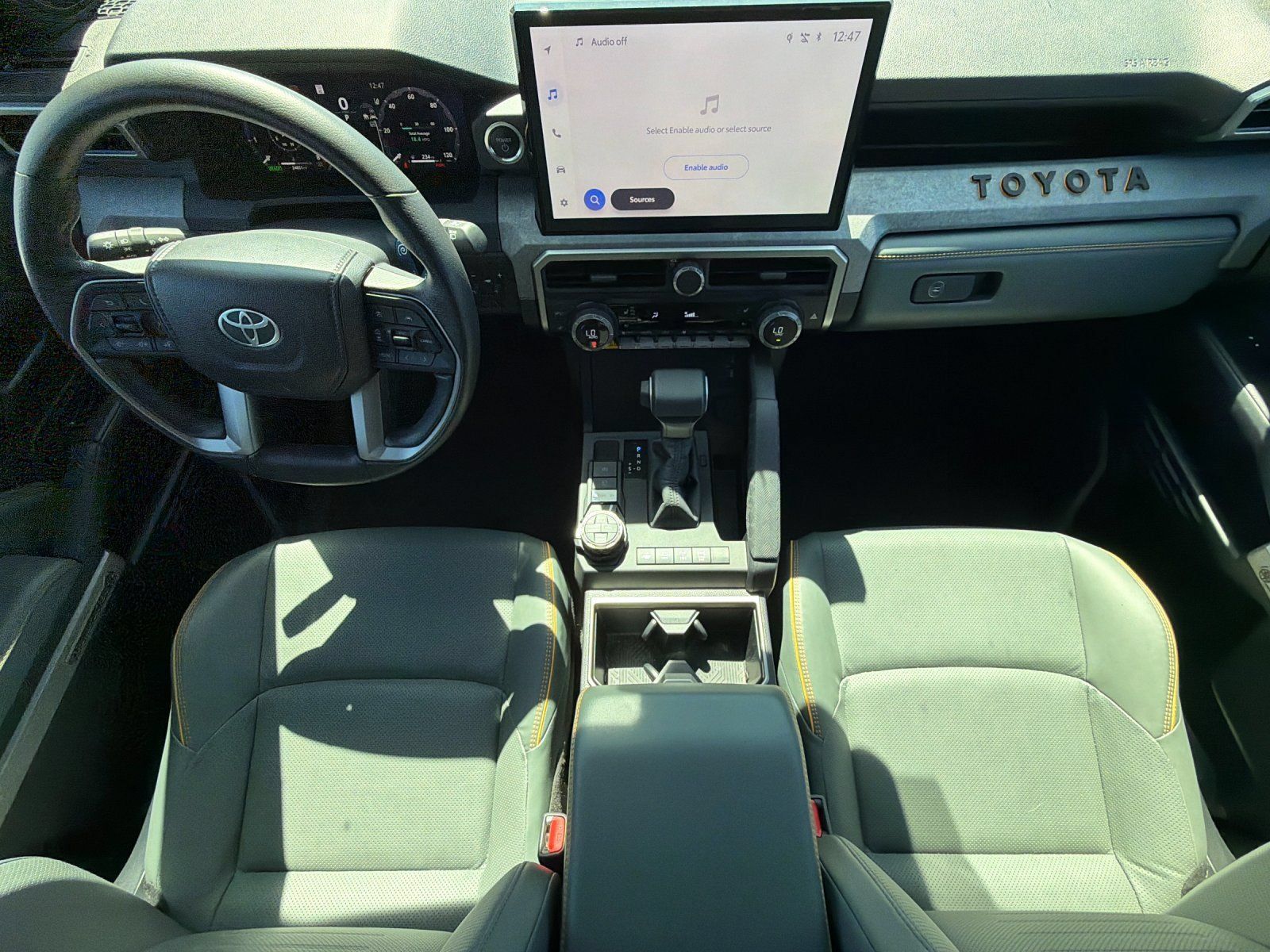 Used 2025 Toyota 4Runner Trailhunter AWD/4WD image 10