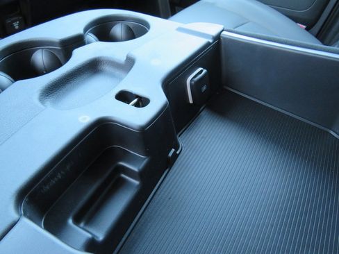 New 2022 RAM 3500 Tradesman w/ Chrome Appearance Group image 35