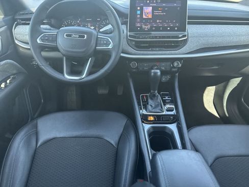Used 2024 Jeep Compass Latitude AWD/4WD image 15