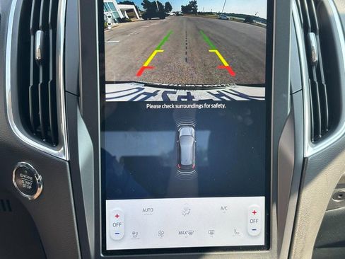 Used 2024 Ford Edge Titanium w/ Equipment Group 301A image 24