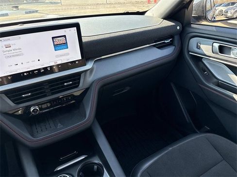 Certified 2025 Ford Explorer ST image 16