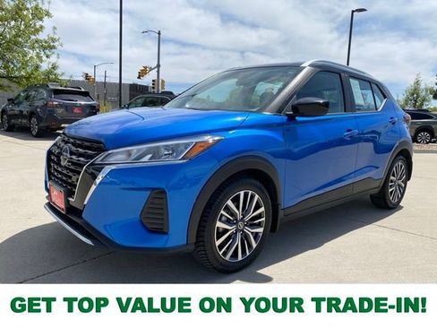 Used 2021 Nissan Kicks SV FWD image 1