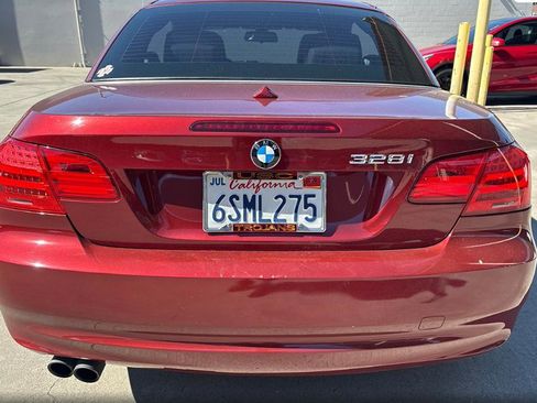 Used 2011 BMW 328i Convertible image 6