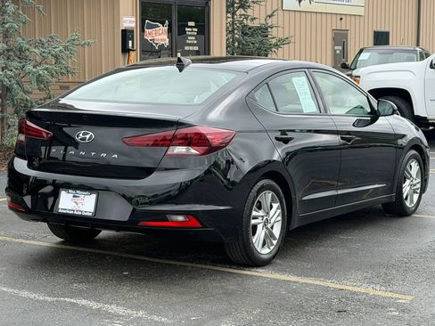 Used 2020 Hyundai Elantra Value Edition FWD image 16