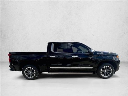 Certified 2024 Chevrolet Silverado 1500 High Country image 3