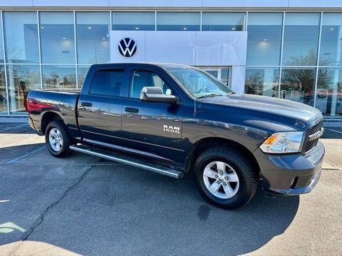 Used 2018 RAM 1500 Express image 1