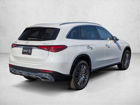 New 2026 Mercedes-Benz GLC 300 4MATIC image 2