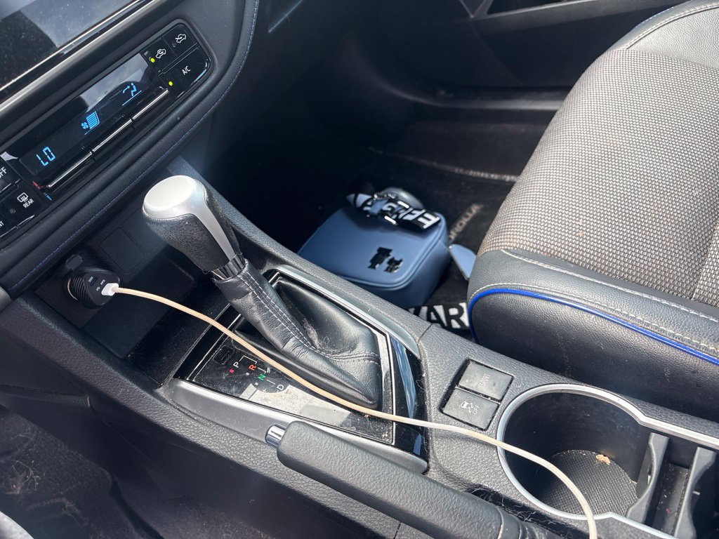 Used 2019 Toyota Corolla SE FWD image 27