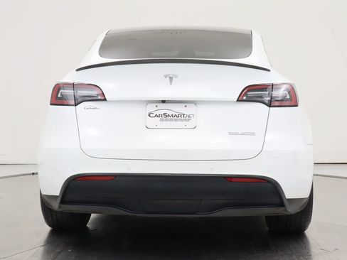 Used 2022 Tesla Model Y Performance AWD/4WD image 4
