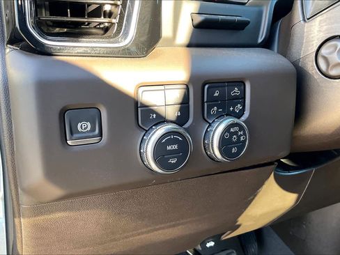 Used 2024 GMC Sierra 1500 Denali w/ Technology Package image 59