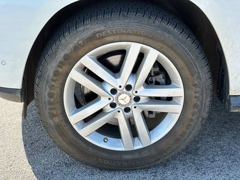 Used 2014 Mercedes-Benz GL 450 4MATIC image 27