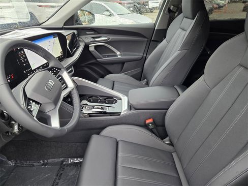 New 2025 Audi Q5 2.0T Premium Plus image 27