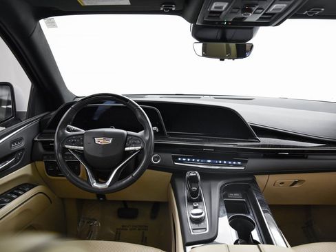Used 2023 Cadillac Escalade Premium Luxury w/ Performance Package image 27