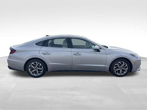 Used 2023 Hyundai Sonata SEL w/ Preferred Accessory Package FWD image 9