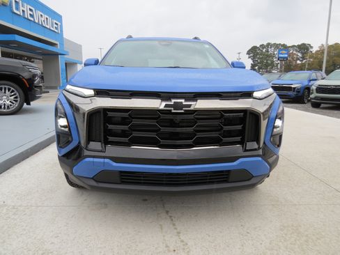 New 2026 Chevrolet Equinox ACTIV w/ Convenience Package III FWD image 7
