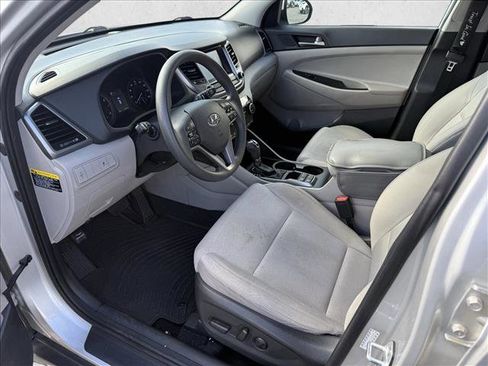 Used 2018 Hyundai Tucson SEL w/ Cargo Package FWD image 9