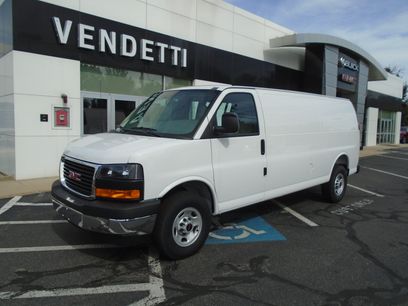 New 2026 GMC Savana 3500 Extended w/ Driver Convenience Package
