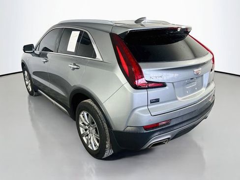 Used 2023 Cadillac XT4 Premium Luxury w/ Enhanced Visibility Package FWD image 6