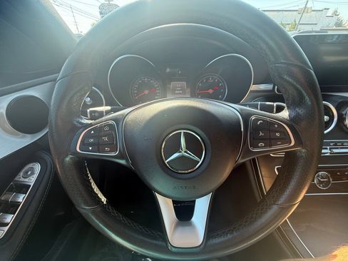 Used 2018 Mercedes-Benz C 300 4MATIC Sedan image 13