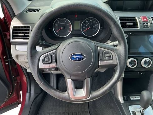 Used 2018 Subaru Forester 2.5i Premium w/ All-Weather Package image 2