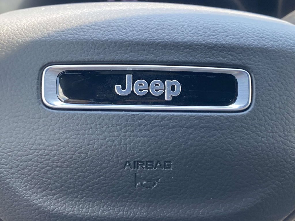 New 2026 Jeep Grand Cherokee Altitude RWD image 30