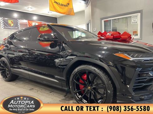 Used 2020 Lamborghini Urus image 7