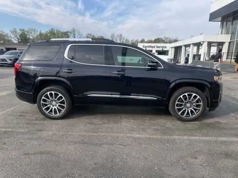 Used 2022 GMC Acadia Denali w/ Denali Technology Package image 19