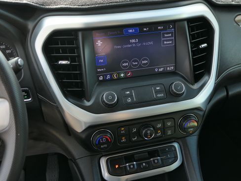 Used 2021 GMC Acadia SLE w/ Driver Convenience Package FWD image 19