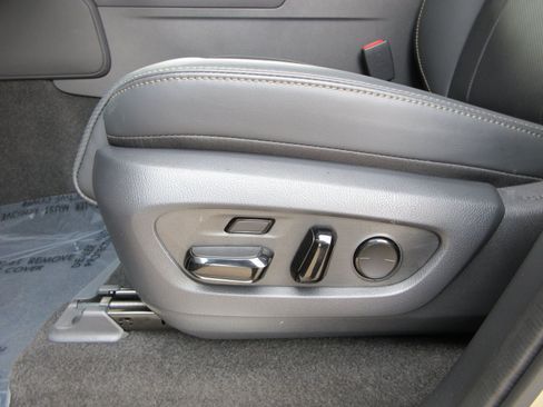 Used 2026 Lexus GX 550 AWD/4WD image 34
