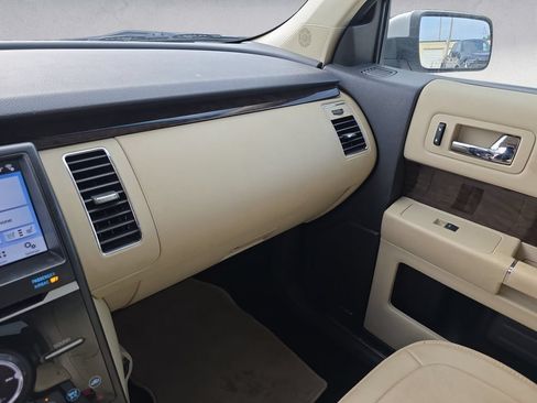 Used 2019 Ford Flex Limited w/ Equipment Group 301A FWD image 10