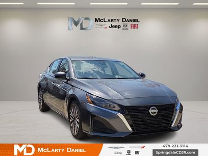 Used 2025 Nissan Altima 2.5 SV
