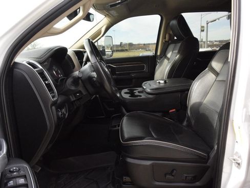 Used 2021 RAM 2500 Laramie image 13