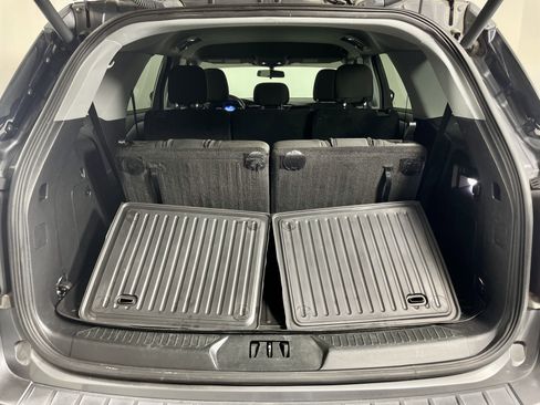 Used 2022 Ford Explorer XLT w/ Class IV Trailer Tow Package image 5